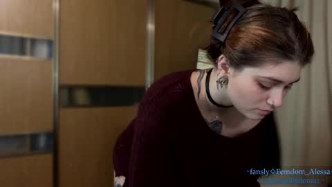 Snapshot of cute_baby_drug chatting on February 24, 2026, 6:28 pm Polly my Name. . online show from February 24, 2026, 6:28 pm