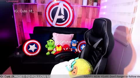 Snapshot of cute_elii chatting on January 27, 2025, 9:44 pm Independent Model online show from January 27, 2025, 9:44 pm