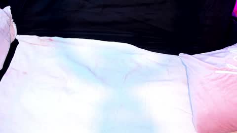 Snapshot of cute_elii chatting on January 30, 2025, 10:19 pm Independent Model online show from January 30, 2025, 10:19 pm