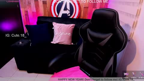 Snapshot of cute_elii chatting on February 6, 2025, 1:27 am Independent Model online show from February 6, 2025, 1:27 am