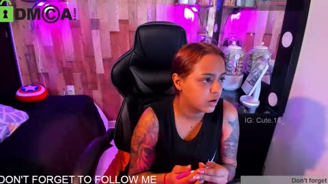    Independent Model online show from February 4, 2026, 6:36 pm