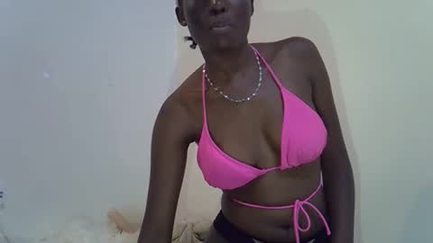 cute_emmy1 online show from October 10, 2025, 12:31 am