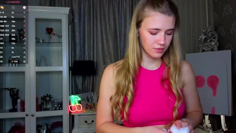 Anne online show from November 30, 2025, 7:45 am