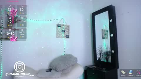 Cute horny1 online show from September 22, 2025, 4:58 am