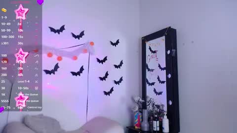 Cute horny1 online show from November 11, 2025, 2:55 am