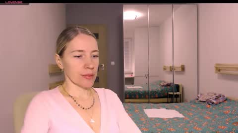 cute_lion_ online show from January 7, 2026, 3:03 pm