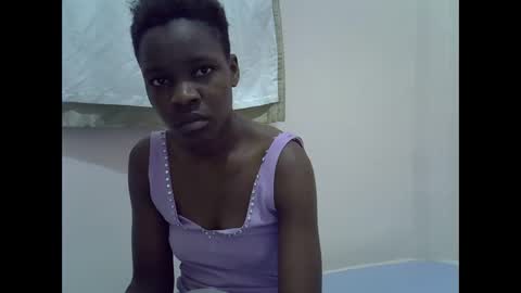 Snapshot of cute_marion chatting on February 7, 2025, 10:30 pm cute_marion online show from February 7, 2025, 10:30 pm