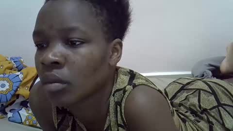 Snapshot of cute_marion chatting on February 17, 2025, 12:16 pm cute_marion online show from February 17, 2025, 12:16 pm