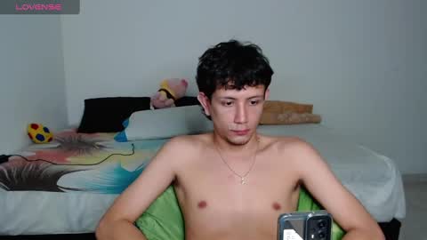 mathew online show from March 6, 2025, 12:54 am