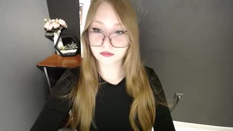 Veronica online show from March 2, 2026, 7:15 am