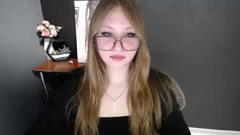 Veronica online show from March 5, 2026, 7:37 am