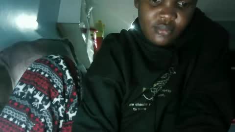 Snapshot of cute_roxie chatting on March 3, 2025, 6:01 pm cute_roxie online show from March 3, 2025, 6:01 pm