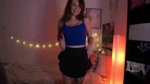 Snapshot of cute_ruth chatting on October 13, 2025, 6:19 pm Katarina online show from October 13, 2025, 6:19 pm