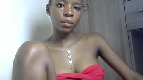 Snapshot of cute_sexy3 chatting on February 11, 2025, 11:43 am SHARON online show from February 11, 2025, 11:43 am