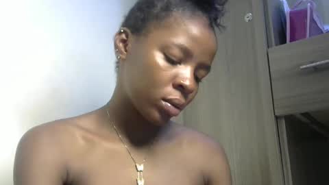 Snapshot of cute_sexy3 chatting on February 13, 2025, 9:17 pm SHARON online show from February 13, 2025, 9:17 pm