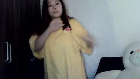 Mimi online show from July 18, 2026, 11:52 pm