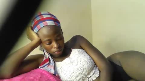 cute_sonny online show from December 4, 2025, 6:16 pm