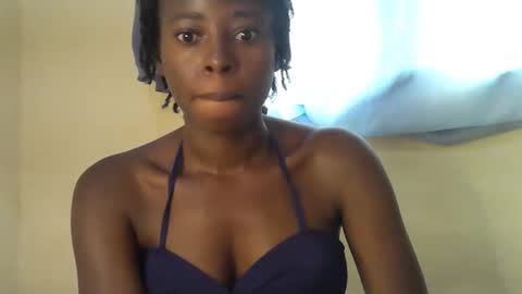 cute_sonny online show from May 19, 2026, 5:25 am