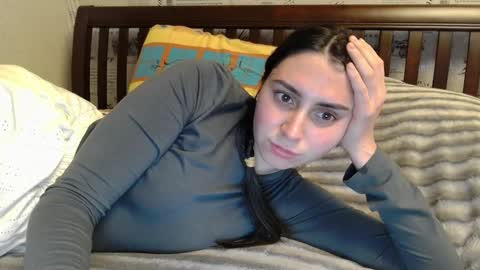 Snapshot of cute_strawberry_ chatting on January 6, 2025, 3:40 pm cute_strawberry_ online show from January 6, 2025, 3:40 pm