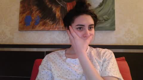 Snapshot of cute_strawberry_ chatting on February 6, 2025, 6:13 pm cute_strawberry_ online show from February 6, 2025, 6:13 pm