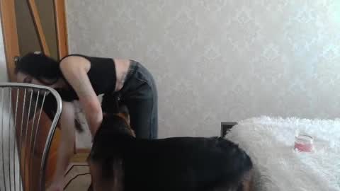 Snapshot of cute_strawberry_ chatting on February 21, 2025, 12:17 pm cute_strawberry_ online show from February 21, 2025, 12:17 pm