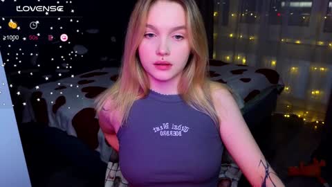 Snapshot of cute_summer_breathe chatting on January 5, 2025, 12:31 am Sue online show from January 5, 2025, 12:31 am