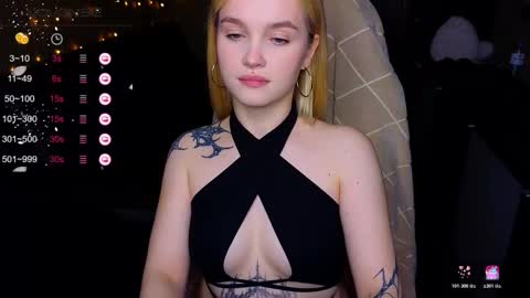 Snapshot of cute_summer_breathe chatting on November 4, 2025, 9:58 pm Sue online show from November 4, 2025, 9:58 pm