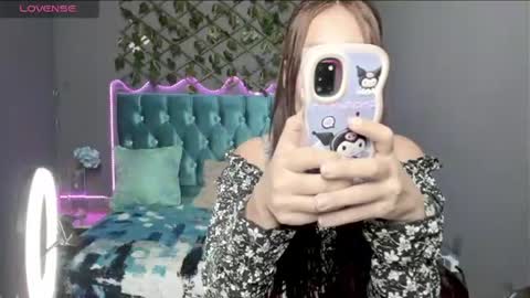 cute_zoe1 online show from March 7, 2025, 12:23 pm