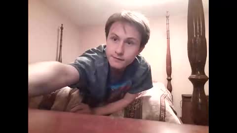 cuteboii29 online show from February 14, 2025, 3:54 am