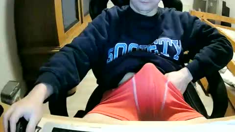 Cuteboy090 online show from February 13, 2026, 2:46 pm