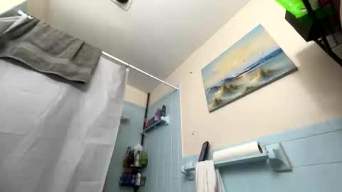 loveolots online show from February 5, 2026, 7:18 pm