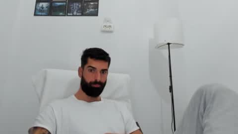 Snapshot of cuteeboy chatting on October 17, 2025, 6:49 am cuteeboy online show from October 17, 2025, 6:49 am