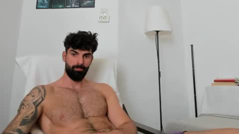 Snapshot of cuteeboy chatting on June 15, 2026, 8:05 am cuteeboy online show from June 15, 2026, 8:05 am