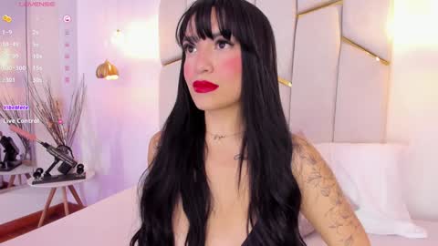 Snapshot of cutegirl__nini chatting on December 21, 2024, 11:13 pm andre online show from December 21, 2024, 11:13 pm