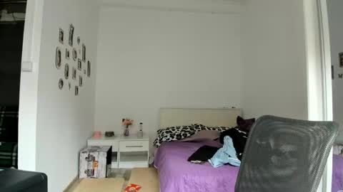 MADY online show from November 9, 2025, 8:23 am