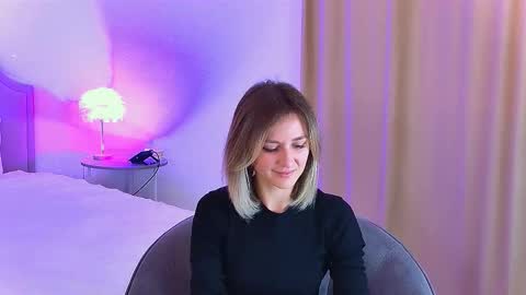 Snapshot of cutemirage chatting on October 8, 2025, 2:36 pm cutemirage online show from October 8, 2025, 2:36 pm