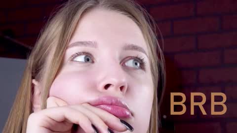 Snapshot of cutemousee chatting on September 20, 2025, 7:42 am Rina online show from September 20, 2025, 7:42 am