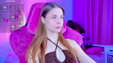 Snapshot of cutemousee chatting on September 26, 2025, 5:33 am Rina online show from September 26, 2025, 5:33 am