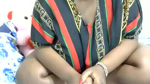 cutermilly online show from October 14, 2025, 7:25 pm