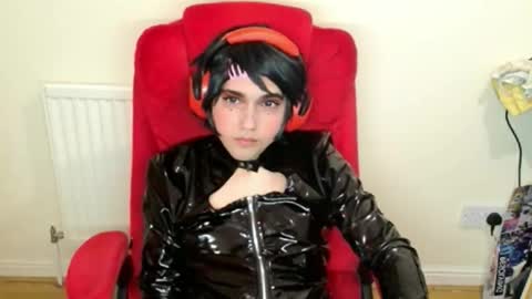 Snapshot of cutest_princess chatting on February 17, 2026, 11:00 pm cutest_princess online show from February 17, 2026, 11:00 pm