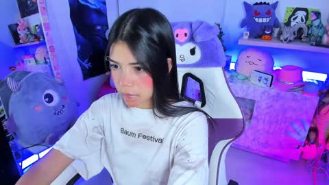 Snapshot of cutestephuwu chatting on December 4, 2024, 4:21 am - independent model online show from December 4, 2024, 4:21 am