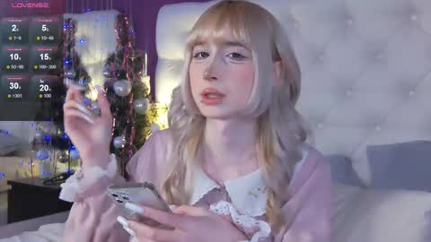 Tomie online show from December 20, 2025, 10:39 pm