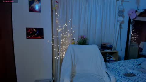 cuteweed420 online show from May 24, 2026, 11:54 pm