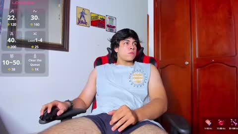 Snapshot of cuteznowyy chatting on December 9, 2024, 6:35 pm Ask me online show from December 9, 2024, 6:35 pm