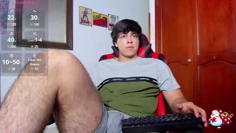 Snapshot of cuteznowyy chatting on December 23, 2024, 8:25 pm Ask me online show from December 23, 2024, 8:25 pm