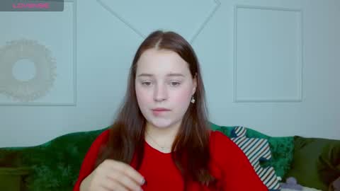 Snapshot of cutie__cutiee_ chatting on October 15, 2025, 9:48 pm Nika online show from October 15, 2025, 9:48 pm