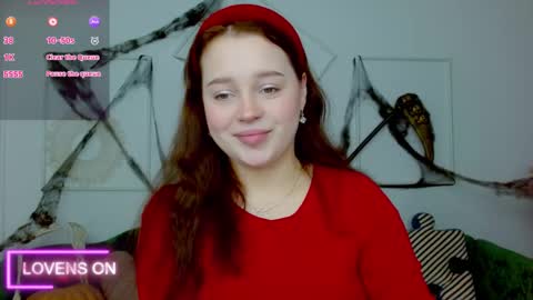 Snapshot of cutie__cutiee_ chatting on October 29, 2025, 6:48 am Nika online show from October 29, 2025, 6:48 am