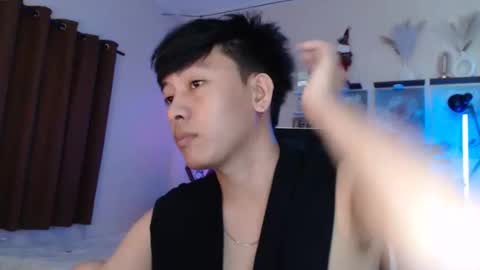 Snapshot of cutie_cumshow chatting on January 9, 2026, 4:54 pm Neil Taylor online show from January 9, 2026, 4:54 pm