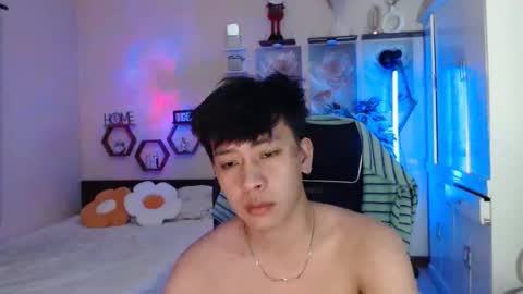 Snapshot of cutie_cumshow chatting on January 11, 2026, 4:56 pm Neil Taylor online show from January 11, 2026, 4:56 pm