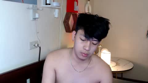 Snapshot of cutie_cumshow chatting on February 16, 2026, 12:18 am Neil Taylor online show from February 16, 2026, 12:18 am